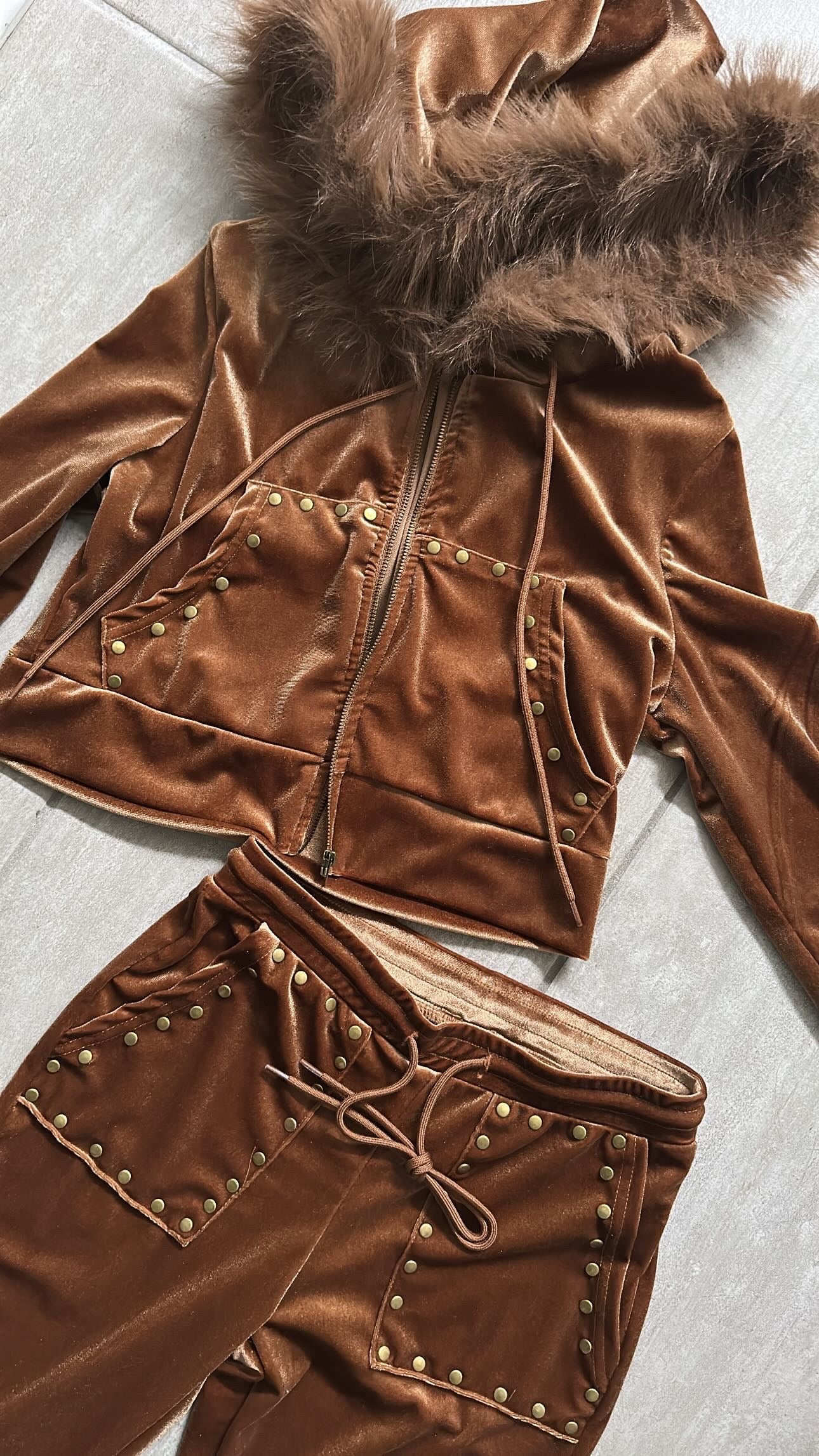 Velvet Brown Sweatsuit
